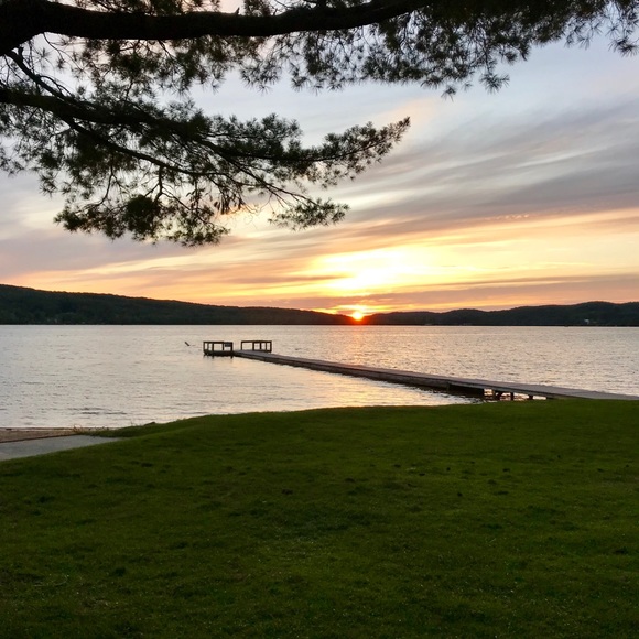 Meet your Posher, Danyelle - Picture 1 of 1